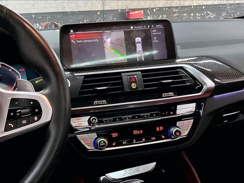 Used 2021 BMW X4 xDrive30i w/ M Sport Package image 9