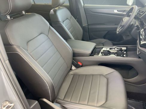 New 2026 Volkswagen Atlas Cross Sport SEL R-Line image 30