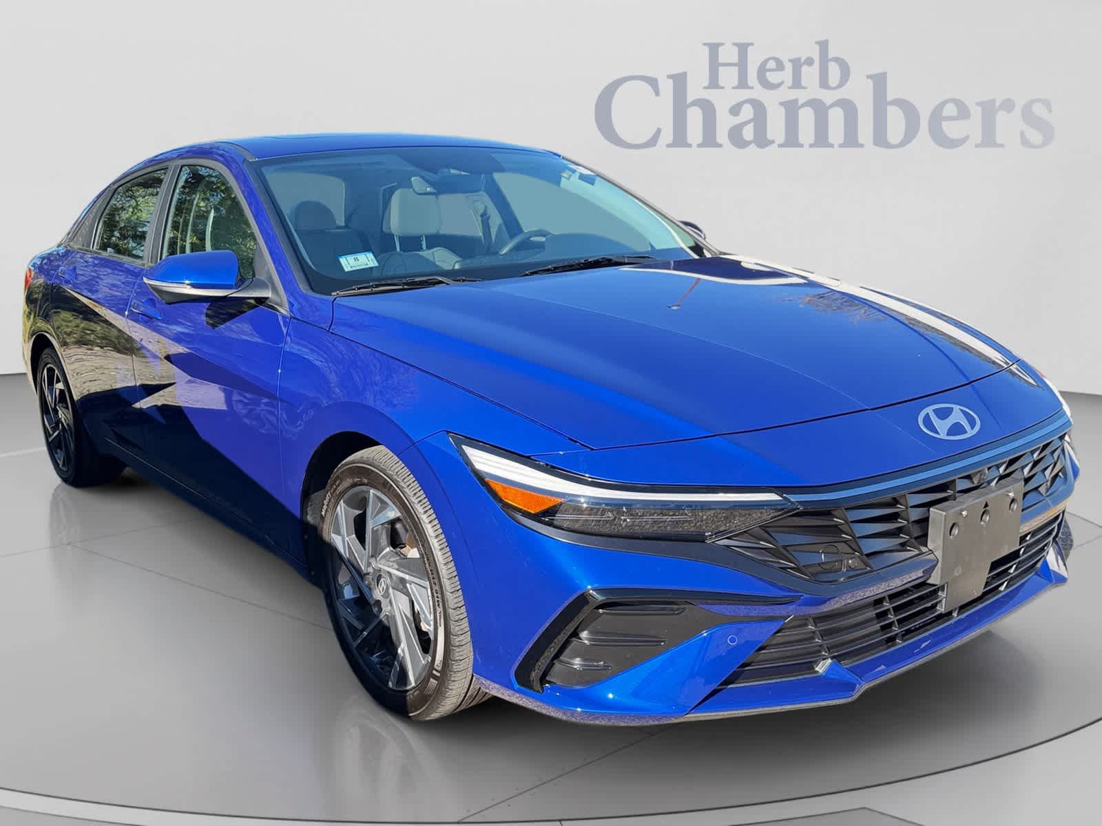 Used 2024 Hyundai Elantra Limited FWD image 6