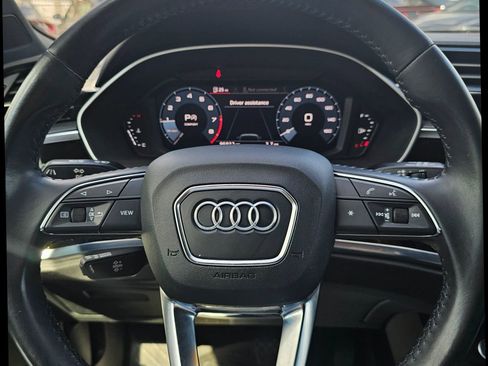 Used 2020 Audi Q3 2.0T Premium w/ Convenience Package image 14