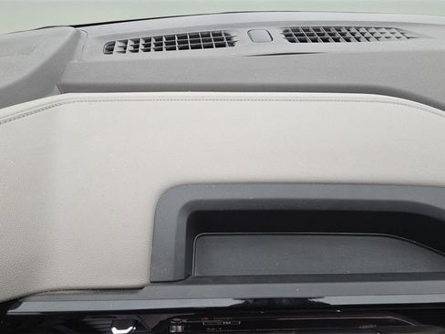 Used 2023 GMC Sierra 1500 SLE image 9