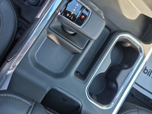 New 2026 Chevrolet Silverado 1500 LTZ w/ LTZ Premium Package AWD/4WD image 24