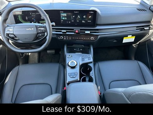 New 2026 Kia Sportage EX image 15