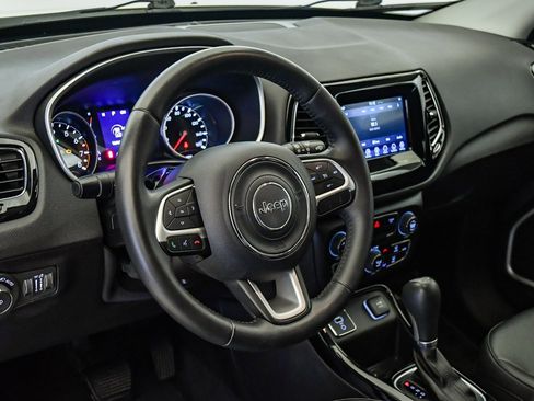 Used 2019 Jeep Compass Altitude image 18