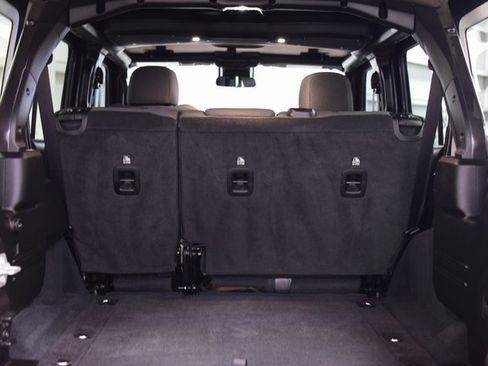 Used 2024 Jeep Wrangler Unlimited Rubicon w/ Convenience Group image 22