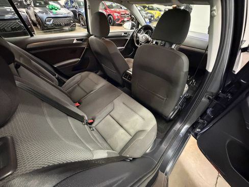 Used 2019 Volkswagen Golf S AWD/4WD image 21
