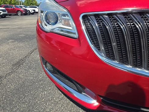 Used 2015 Buick Regal Premium w/ Experience Buick Package FWD image 18