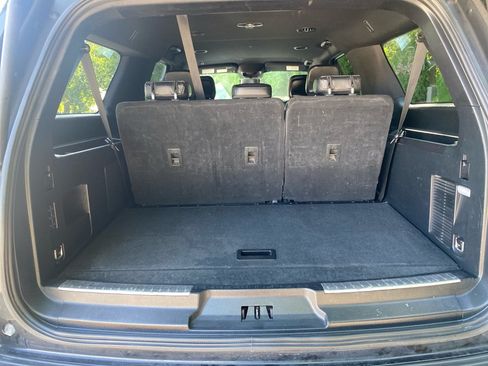 Used 2021 Lincoln Navigator L 4WD image 25