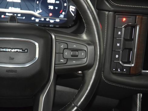 Used 2023 GMC Yukon Denali Ultimate AWD/4WD image 40