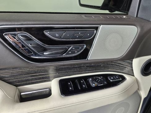 Used 2021 Lincoln Navigator L Black Label image 26