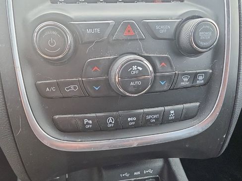 Used 2020 Dodge Durango SXT AWD/4WD image 16