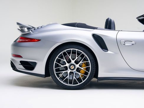 Used 2016 Porsche 911 Turbo S image 20