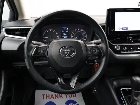Used 2024 Toyota Corolla LE FWD image 19