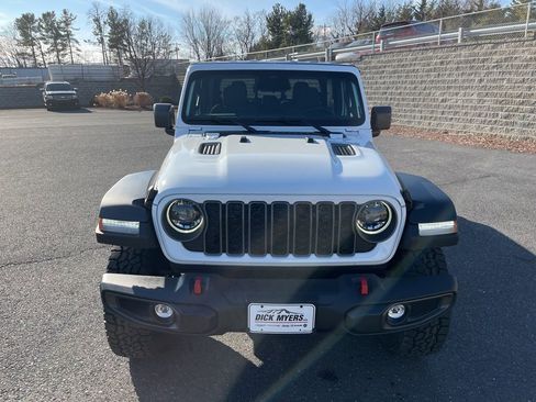 New 2026 Jeep Gladiator Rubicon w/ Steel Power Dome Hood Package image 4