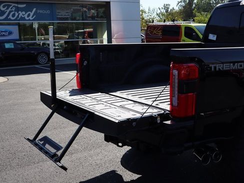 New 2026 Ford F250 Platinum w/ Tremor Off-Road Package image 22