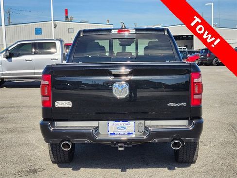 Used 2022 RAM 1500 Limited w/ Body Color Bumper Group image 6