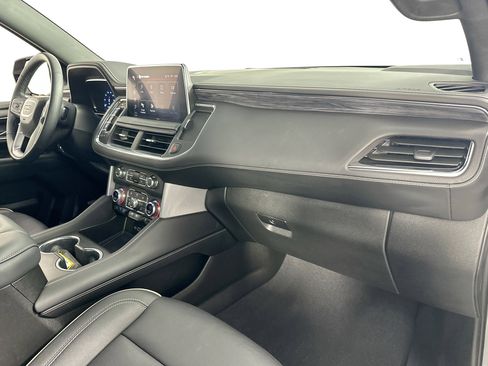 Used 2023 GMC Yukon SLT w/ SLT Luxury Package image 31
