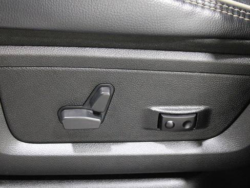 Used 2024 RAM 2500 Laramie w/ Night Edition image 4