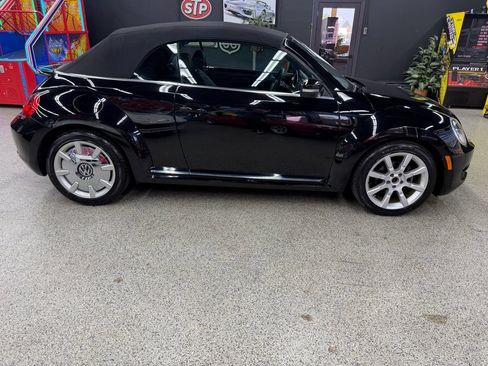 Used 2014 Volkswagen Beetle 1.8T FWD image 6