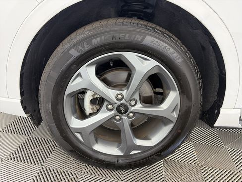 Used 2023 Ford Escape ST-Line image 13