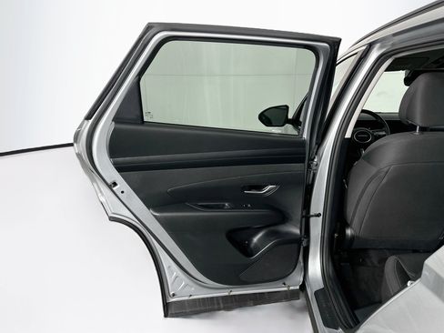 Used 2025 Hyundai Tucson SEL FWD image 26