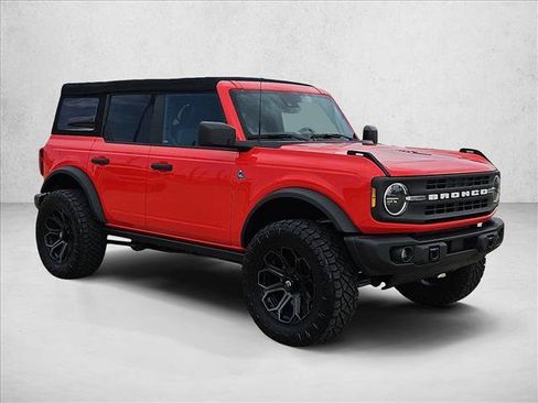 Used 2022 Ford Bronco Black Diamond AWD/4WD image 3
