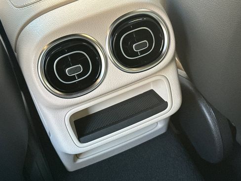 New 2026 Mercedes-Benz GLC 300 image 24