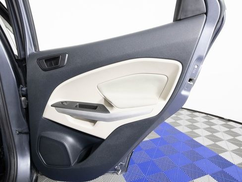 Used 2018 Ford EcoSport S image 15