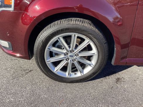 Used 2018 Ford Flex Limited w/ Equipment Group 301A image 9