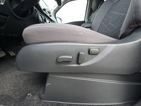 Used 2025 Nissan Frontier SV w/ SV Convenience Package RWD image 20