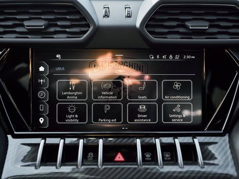 Used 2024 Lamborghini Urus Performante image 79