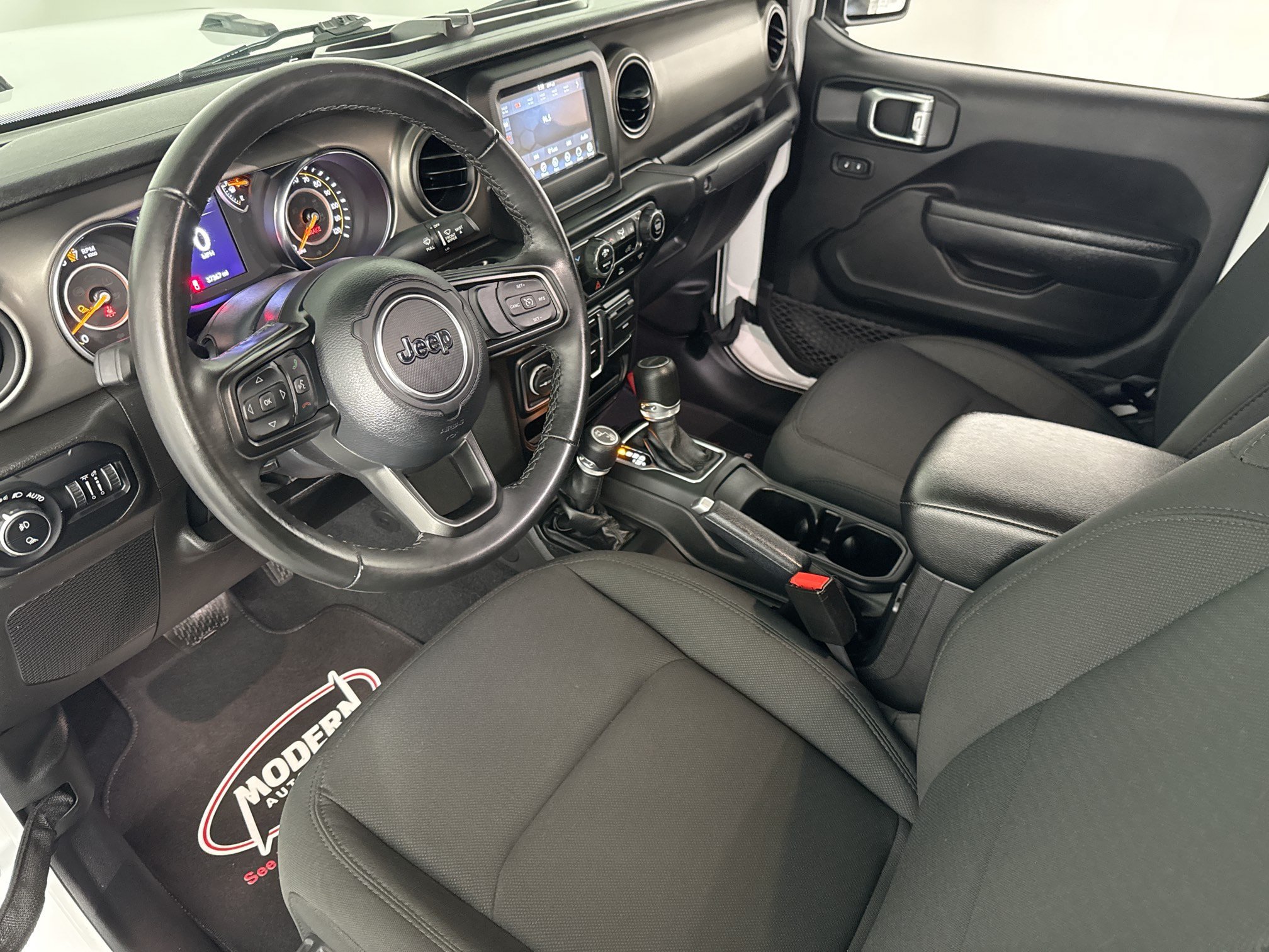 Used 2022 Jeep Gladiator Sport AWD/4WD image 19