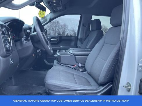 Used 2020 Chevrolet Silverado 1500 Custom w/ Custom Value Package image 18