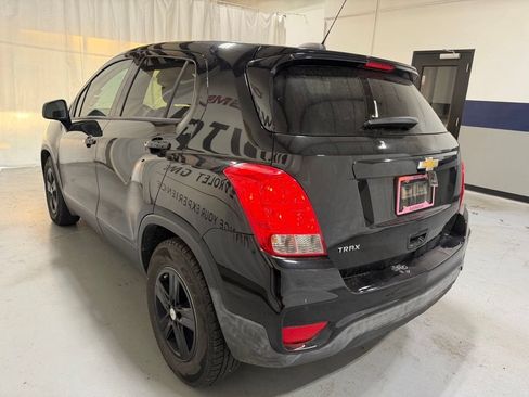 Used 2021 Chevrolet Trax LS w/ Tint and Cruise Package FWD image 22