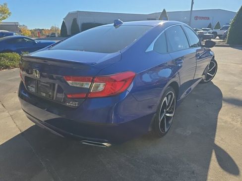 Used 2020 Honda Accord Sport image 6