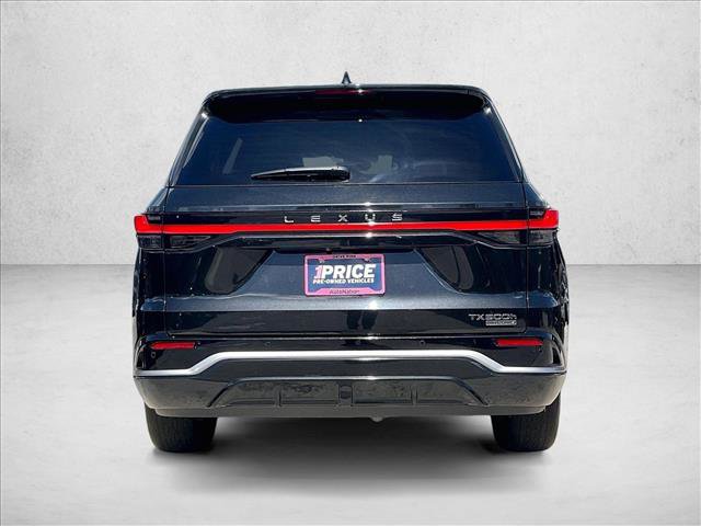 Used 2025 Lexus TX 500h AWD w/ Technology Package image 4