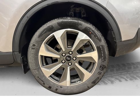 Used 2024 Ford Escape Platinum AWD/4WD image 53