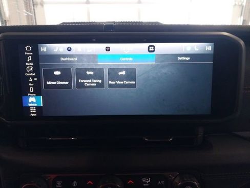 Used 2024 Jeep Wrangler Unlimited Rubicon image 18