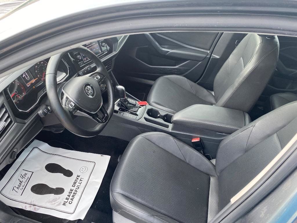 Used 2019 Volkswagen Jetta SE FWD image 14