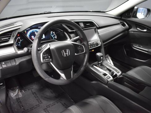 Used 2017 Honda Civic EX image 4