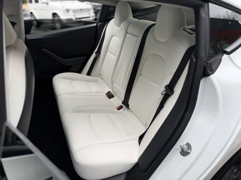 Used 2022 Tesla Model 3 Long Range image 31