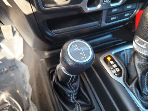 Used 2020 Jeep Gladiator Overland w/ Trailer Tow Package image 25