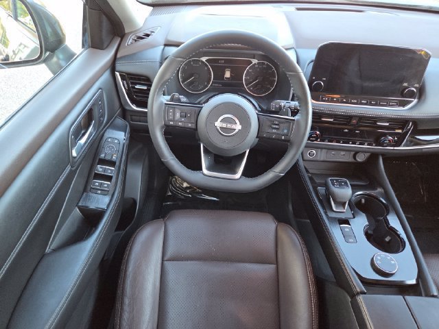 Used 2023 Nissan Rogue SL w/ SL Premium Package AWD/4WD image 4
