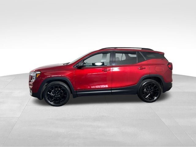 Used 2023 GMC Terrain SLT w/ Elevation Edition FWD image 2