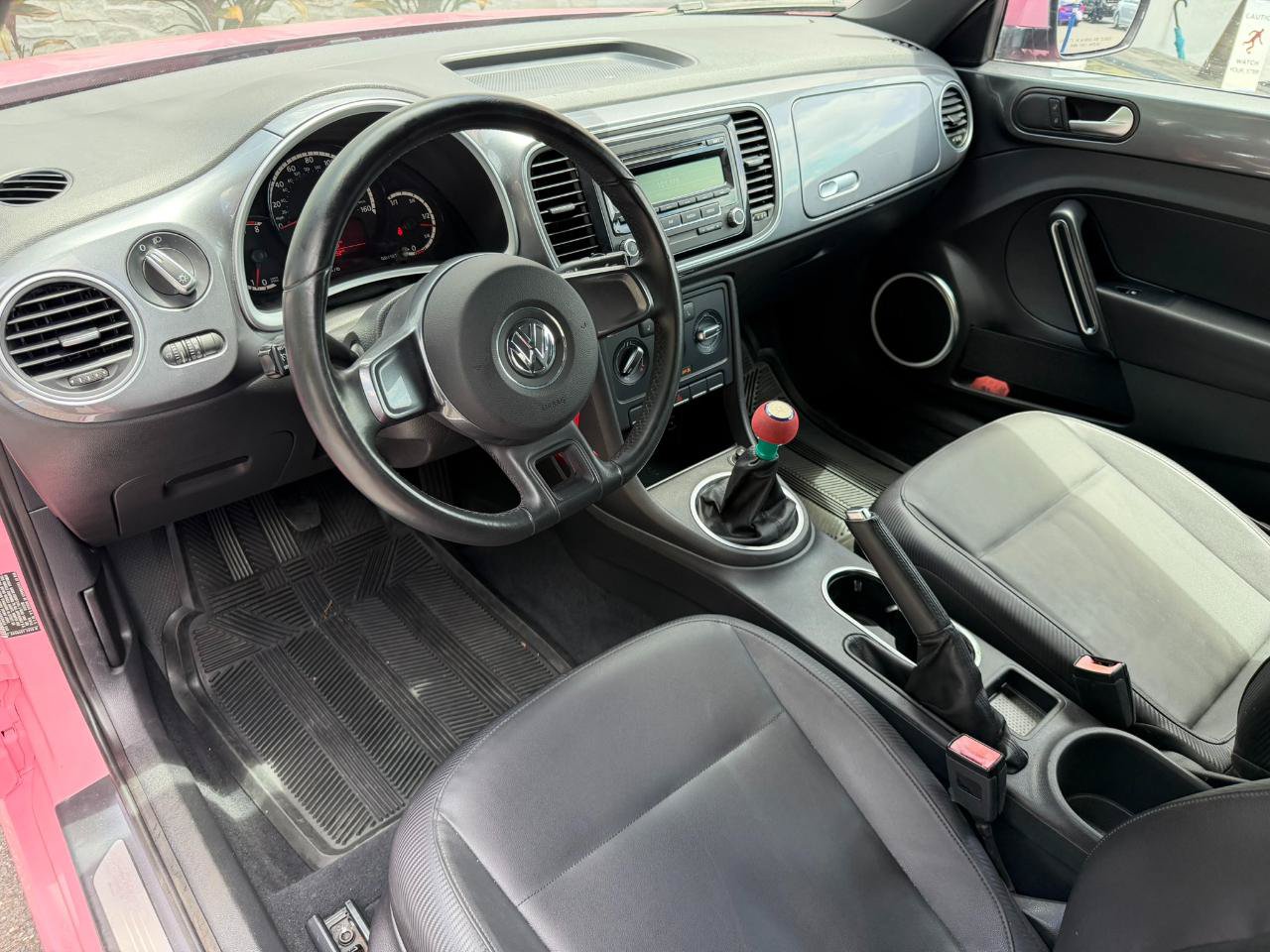 Used 2013 Volkswagen Beetle 2.5 FWD image 20