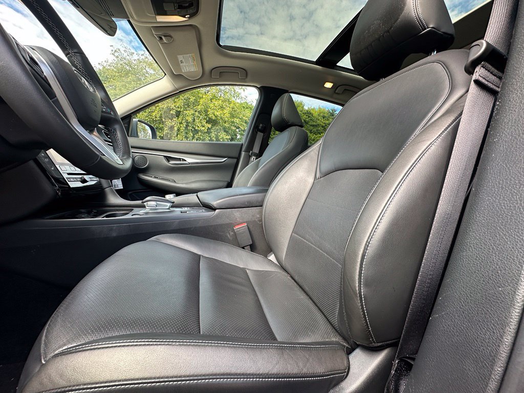 Certified 2024 INFINITI QX50 Luxe AWD/4WD image 11