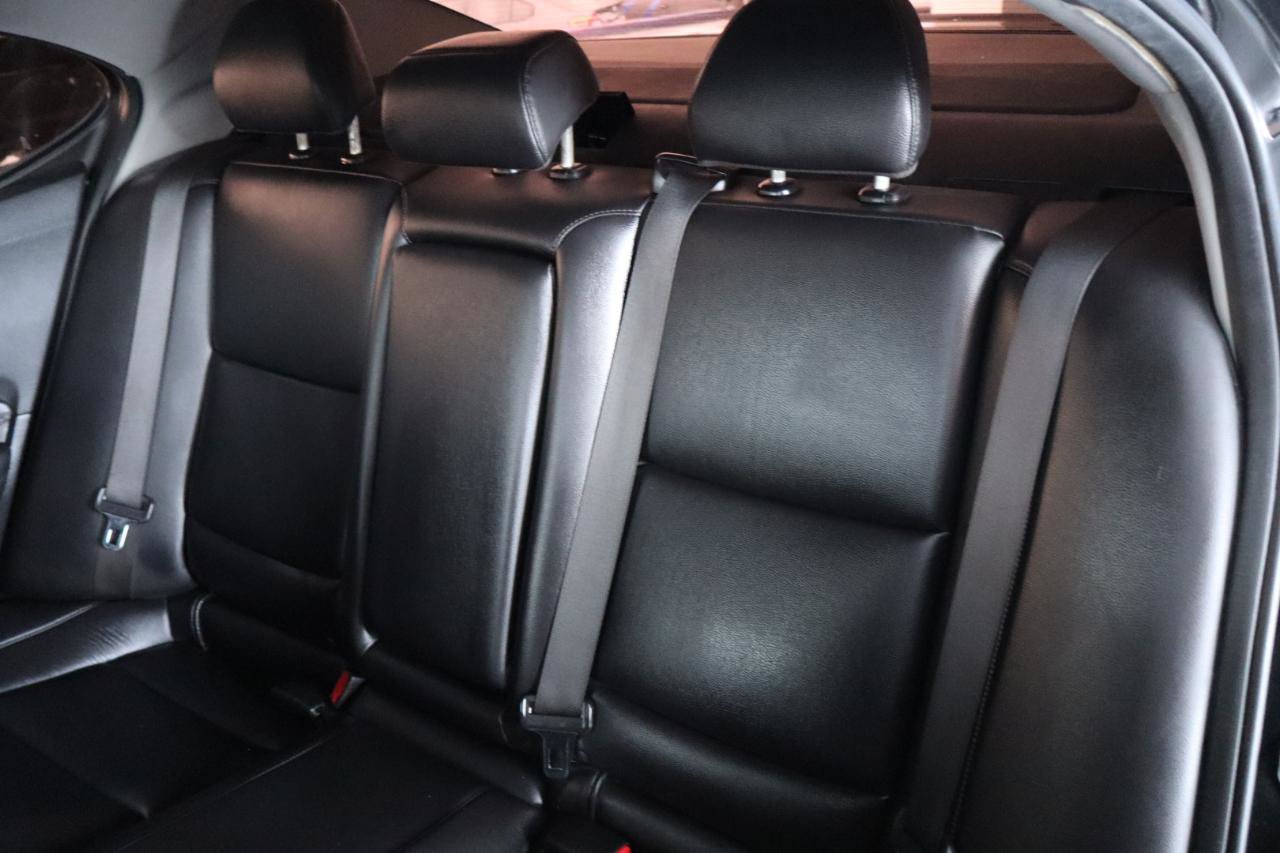 Used 2020 Acura TLX FWD image 31