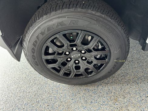 New 2026 Chevrolet Colorado W/T w/ WT Custom Package image 32