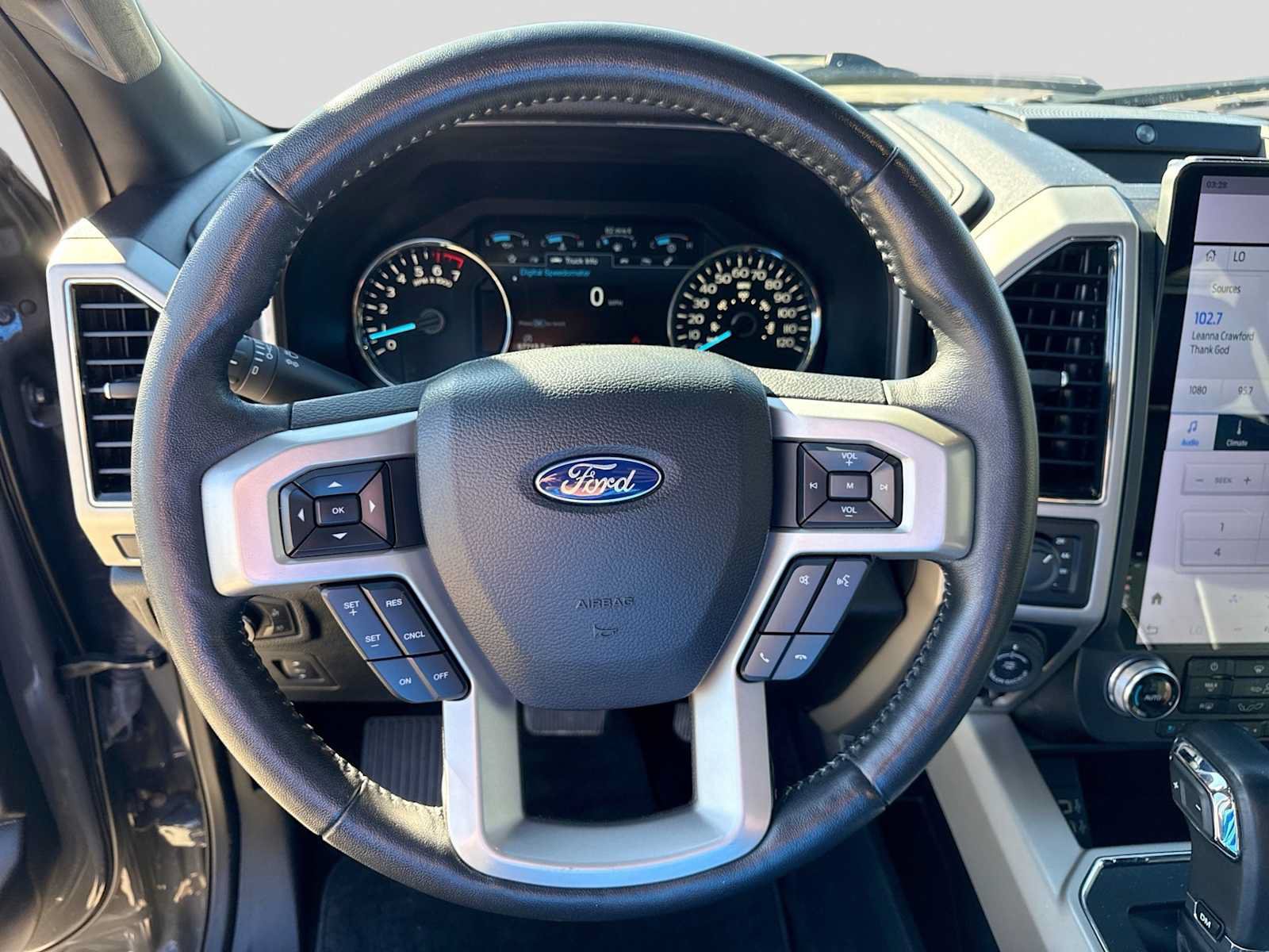 Used 2020 Ford F150 Lariat w/ Equipment Group 502A Luxury AWD/4WD image 22
