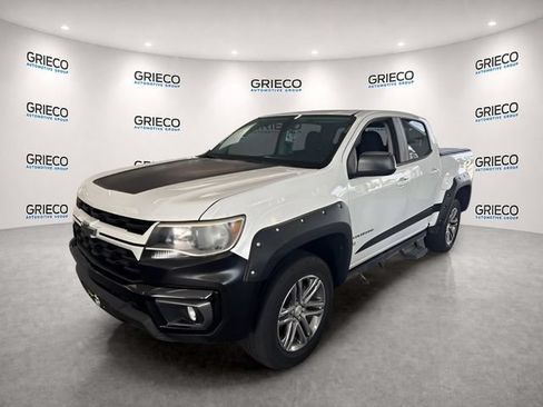 Used 2022 Chevrolet Colorado LT w/ LT Convenience Package RWD image 2